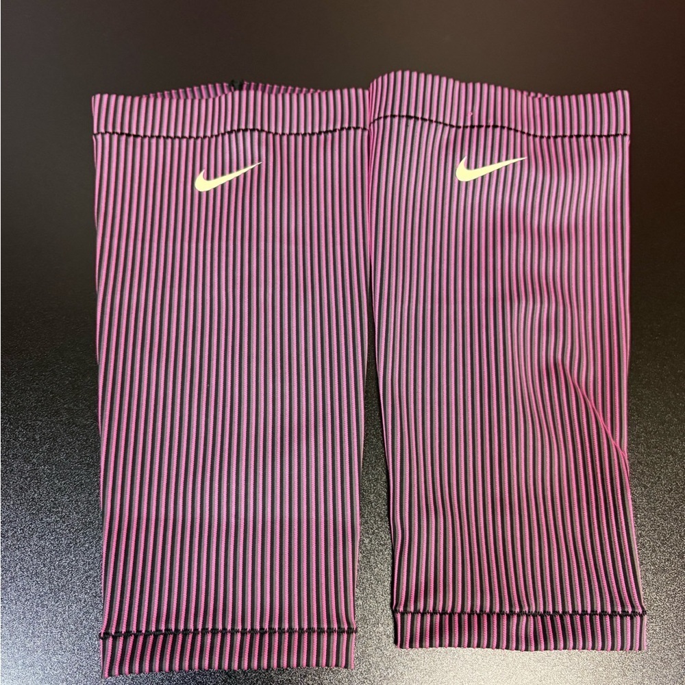 Nike 2024 Pro Elite Team Calf Sleeves Size Medium Made In The USA FD5793-617